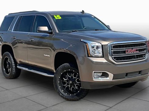 Used 2015 GMC Yukon SLE w/ HD Trailering Package AWD/4WD image 3
