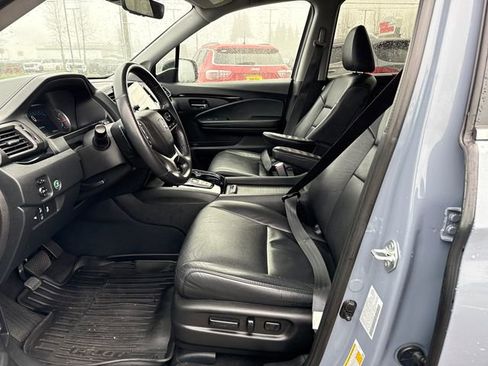 Used 2022 Honda Pilot Touring image 17