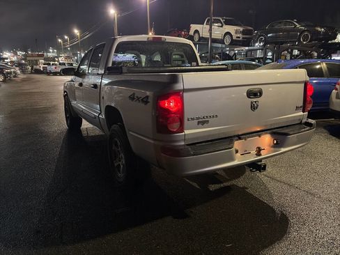 Used 2005 Dodge Dakota Laramie w/ Sport Appearance Group image 3