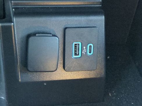 Used 2021 Ford Explorer ST w/ Equipment Group 401A image 27