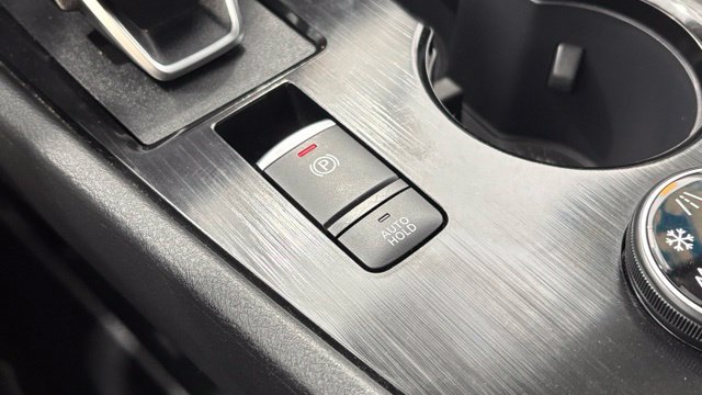 Used 2025 Nissan Rogue SV AWD/4WD image 41