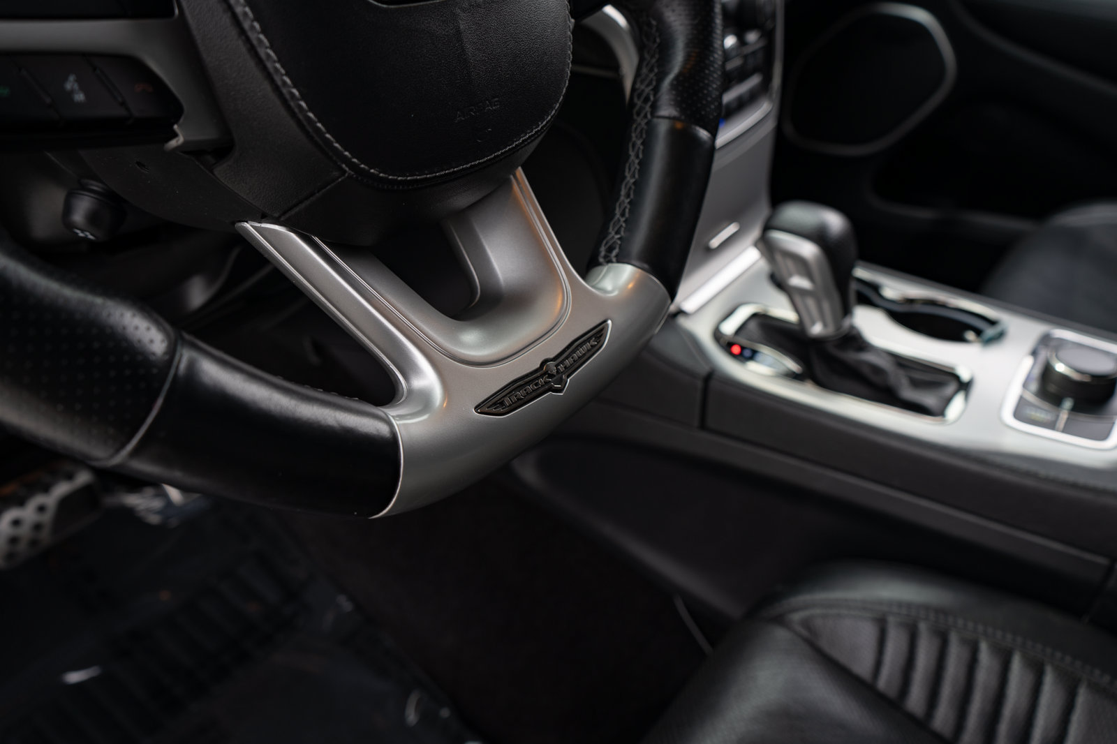Used 2018 Jeep Grand Cherokee Trackhawk AWD/4WD image 28