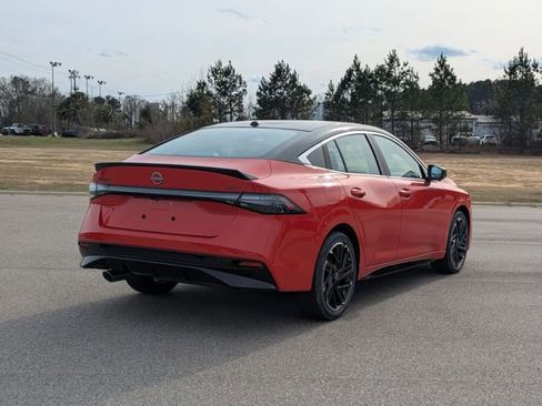 New 2026 Nissan Sentra SR w/ SR Premium Package image 3