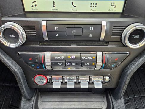 Used 2018 Ford Mustang Premium image 28