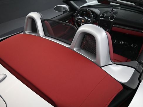 Certified 2025 Porsche 718 Boxster GTS image 28