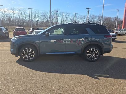 New 2026 Nissan Pathfinder Platinum