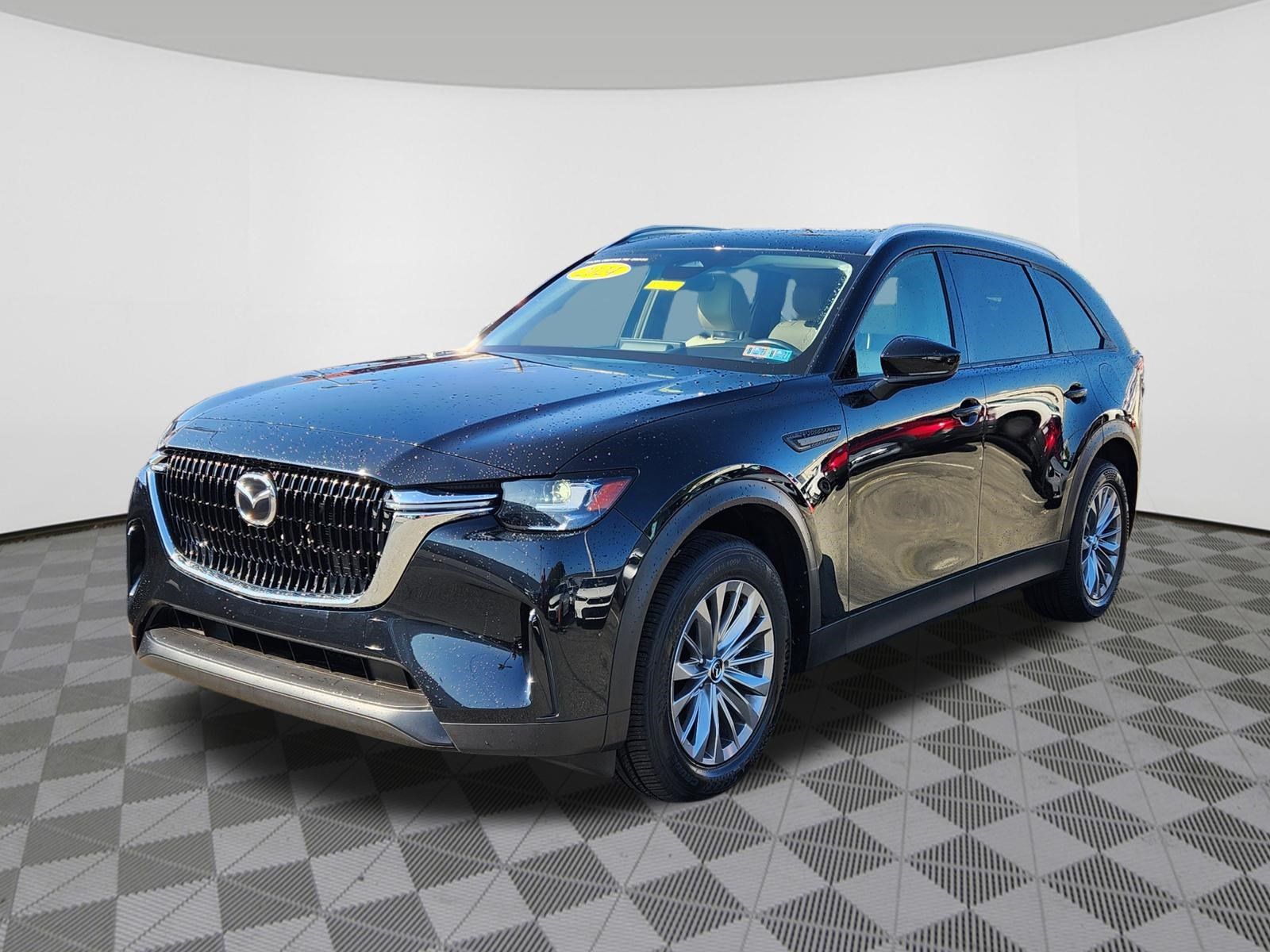 Certified 2024 MAZDA CX-90 3.3 Turbo w/ Preferred Plus AWD/4WD image 2