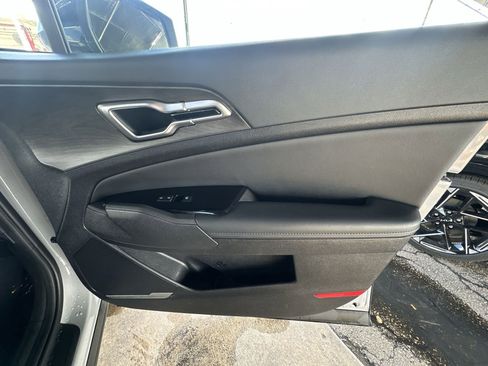 Certified 2023 Kia Sportage X-Line image 29