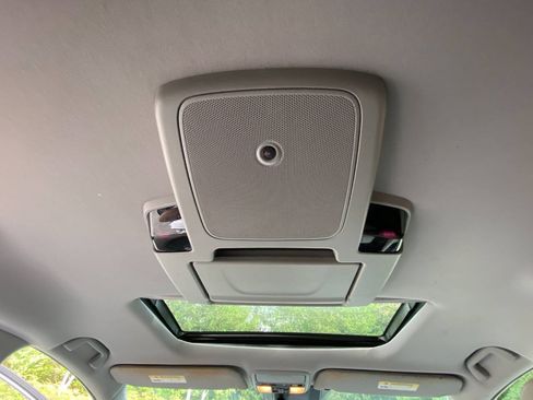 Used 2019 Honda Odyssey Touring image 47