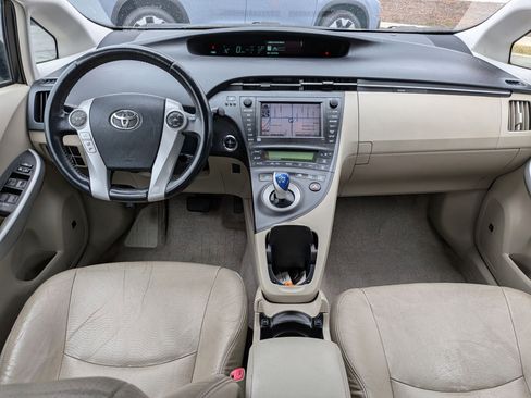 Used 2011 Toyota Prius Four w/ Navigation Pkg image 29