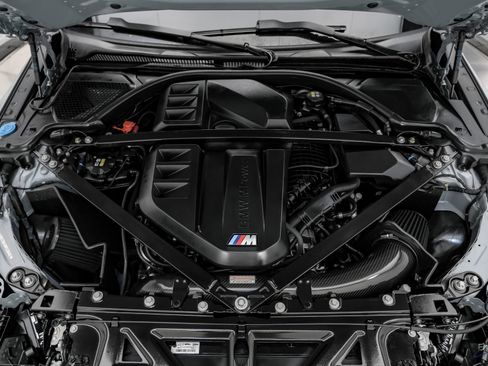 Used 2023 BMW M4 xDrive Competition AWD/4WD image 4