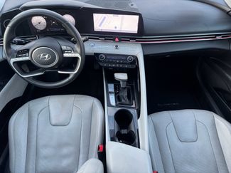 Used 2021 Hyundai Elantra Limited video 2