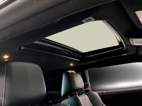 Used 2023 Dodge Challenger SRT Hellcat image 25