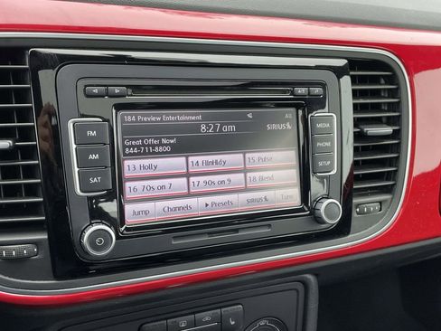 Used 2012 Volkswagen Beetle 2.5 image 25