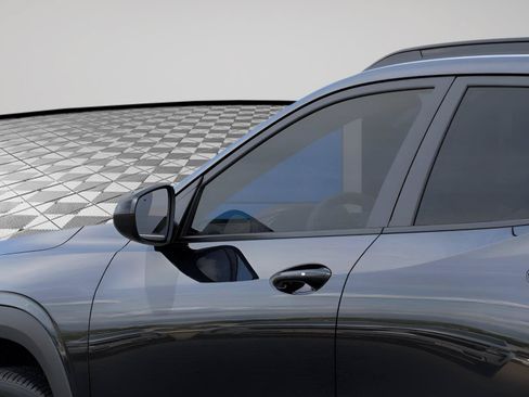 New 2026 Chevrolet Trax RS w/ Sunroof Package FWD image 16