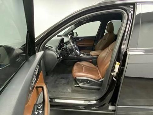 Used 2018 Audi Q7 3.0T Prestige w/ Prestige Package AWD/4WD image 21