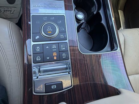 Used 2017 Land Rover Range Rover Supercharged image 24