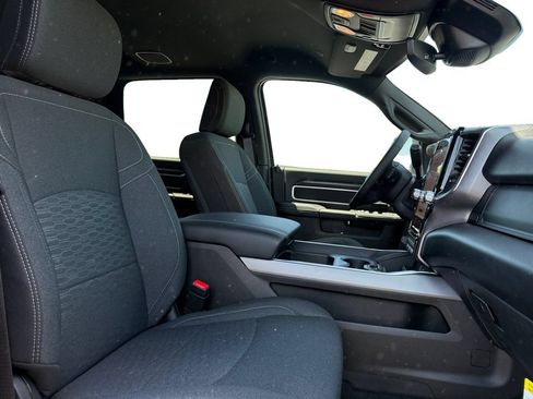 New 2026 RAM 3500 Big Horn AWD/4WD image 15