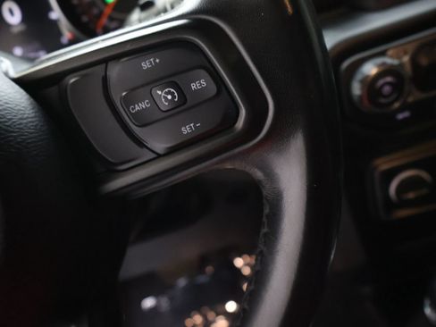Used 2019 Jeep Wrangler Unlimited Sport AWD/4WD image 19