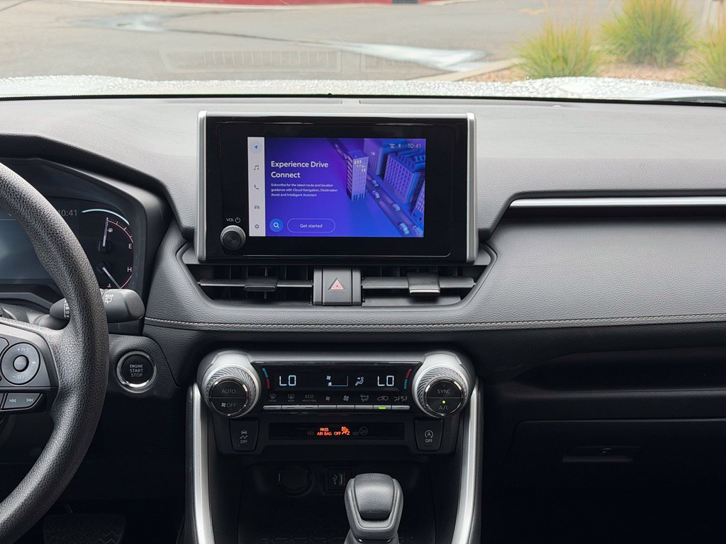 Used 2025 Toyota RAV4 XLE AWD/4WD image 16