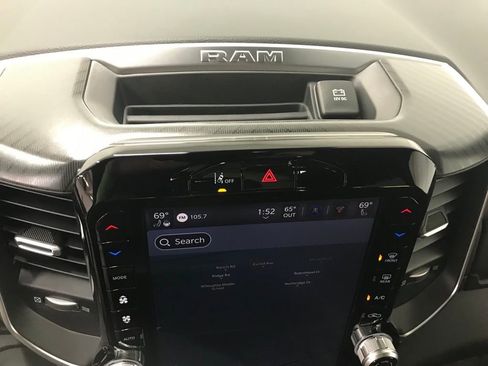 New 2026 RAM 1500 4x4 Crew Cab image 22