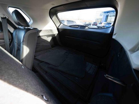 Used 2023 Nissan Rogue SV w/ SV Premium Package image 24