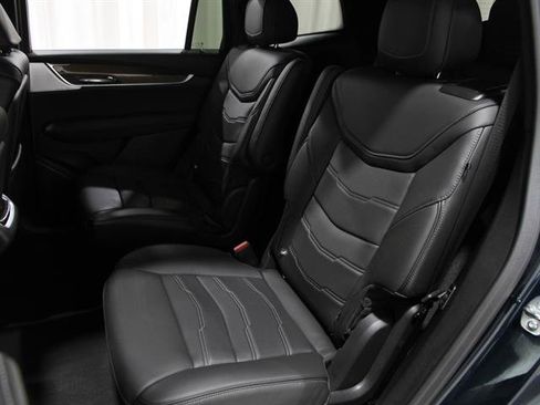 Certified 2025 Cadillac XT6 Premium Luxury w/ Platinum Package image 21