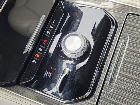 Used 2022 Jeep Wagoneer Series II image 16