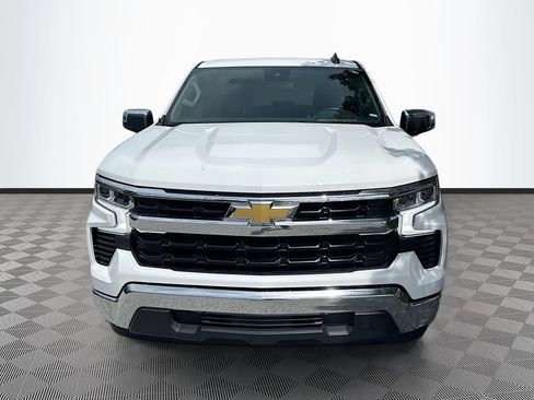 Used 2025 Chevrolet Silverado 1500 LT RWD image 2