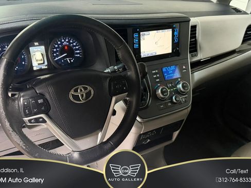 Used 2015 Toyota Sienna XLE w/ XLE Navigation Package AWD/4WD image 16