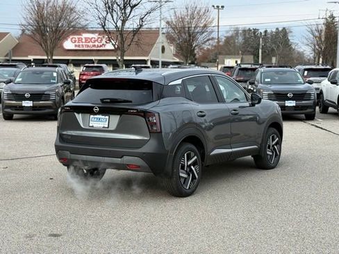 New 2026 Nissan Kicks SV image 5