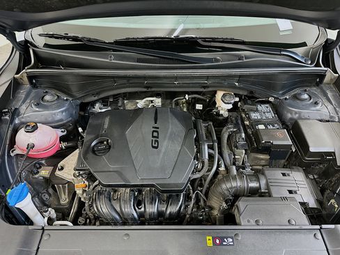 Used 2024 Kia Sorento S image 35