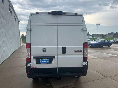 Used 2020 RAM ProMaster 2500 w/ Interior Convenience Group FWD image 7