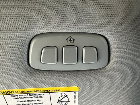 Used 2023 Ford F350 Lariat w/ Lariat Ultimate Package AWD/4WD image 34