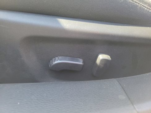 Used 2025 Nissan Altima 2.5 SV FWD image 16