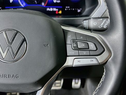 Used 2023 Volkswagen Tiguan SE R-Line FWD image 19