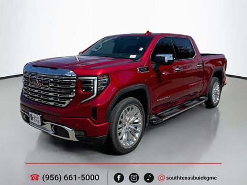 Used 2024 GMC Sierra 1500 Denali w/ Technology Package AWD/4WD image 3