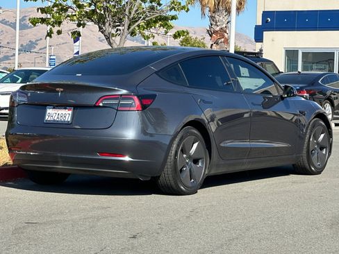 Used 2023 Tesla Model 3 Standard Range RWD image 4