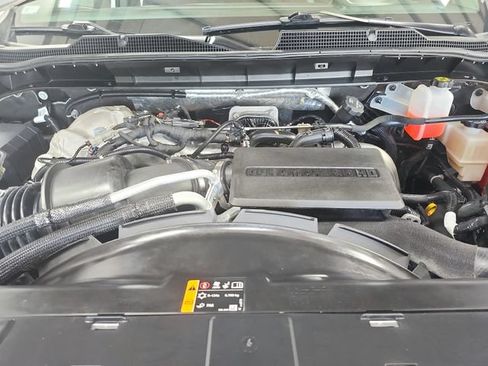 Used 2025 Chevrolet Silverado 2500 LT AWD/4WD image 17