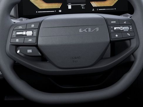 New 2026 Kia K4 LXS FWD image 22