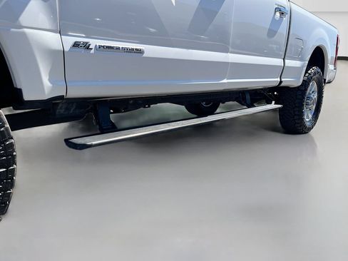 Used 2019 Ford F350 Platinum w/ Platinum Ultimate Package AWD/4WD image 39