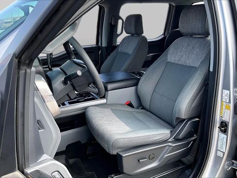 Used 2024 Ford F250 XLT w/ XLT Premium Package AWD/4WD image 7