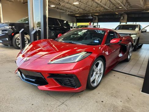 Used 2023 Chevrolet Corvette Stingray Coupe w/ 1LT RWD image 3