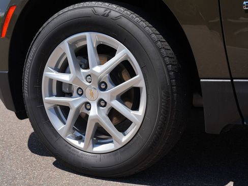 Certified 2024 Chevrolet Equinox LT AWD/4WD image 32