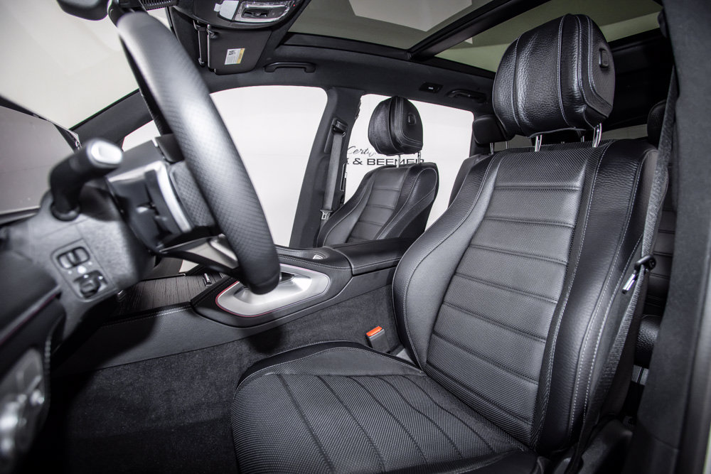 Used 2025 Mercedes-Benz GLS 580 4MATIC image 14