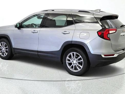 Used 2024 GMC Terrain SLT AWD/4WD image 6