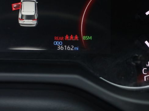 Certified 2025 Toyota RAV4 XLE AWD/4WD image 32