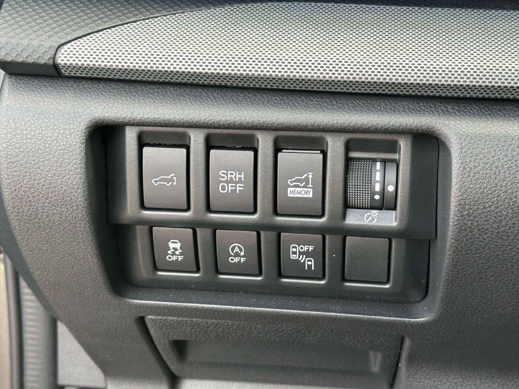 Used 2020 Subaru Forester Limited AWD/4WD image 19