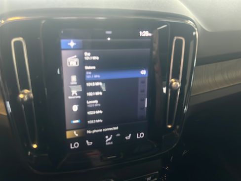 Used 2019 Volvo XC40 T5 Inscription AWD/4WD image 25