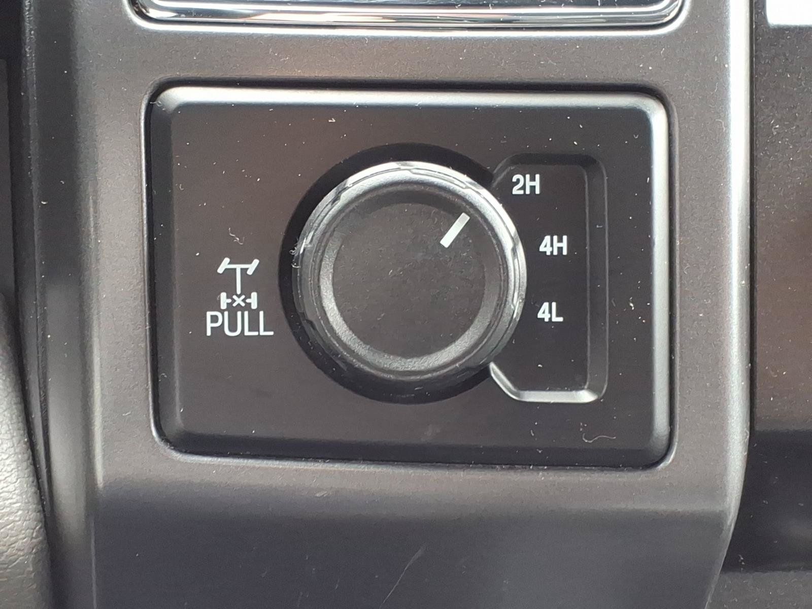 Used 2019 Ford F150 XLT w/ Equipment Group 302A Luxury AWD/4WD image 19